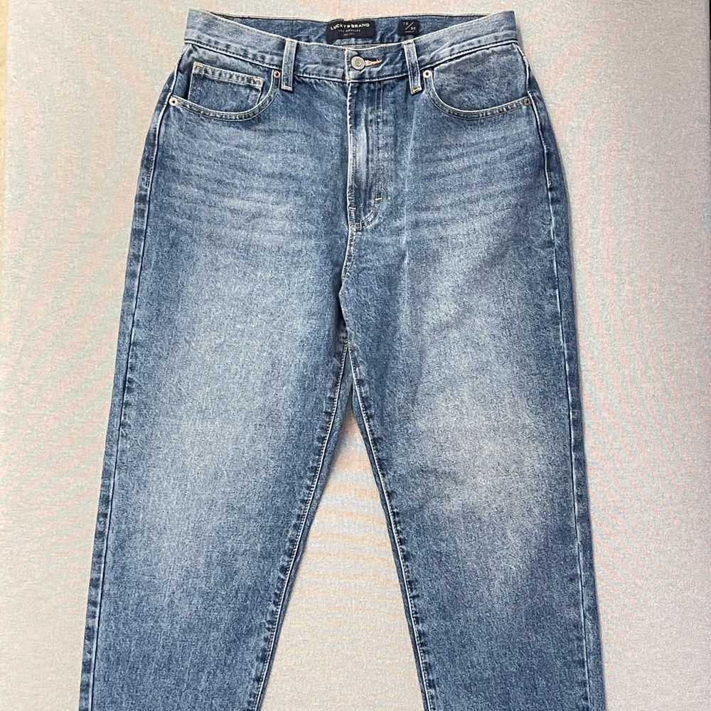Lucky Brand High Rise Mom Jeans 10/30 | Light Wash Ankle Straight Raw Hem Denim